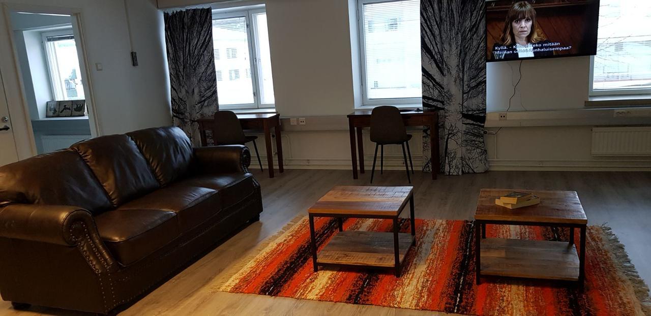 Lapland Northern Lights Ilveslinna 3*
