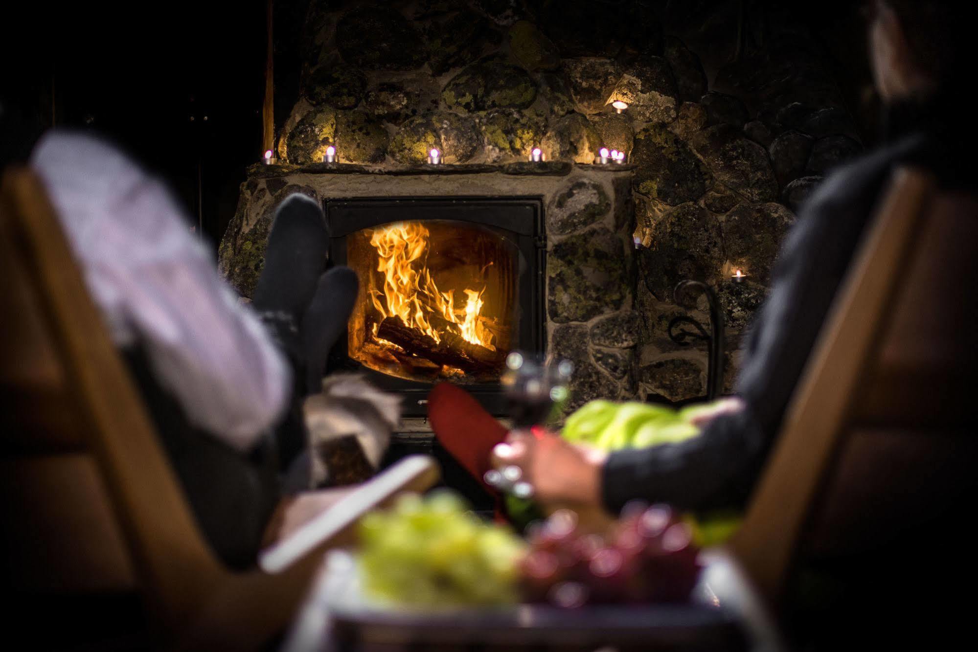 Lapland Northern Lights Ilveslinna 3*